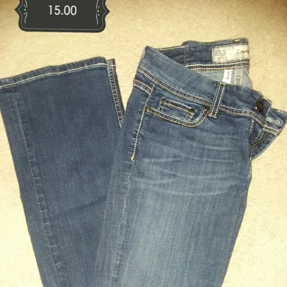 Womens Buckle Jeans
